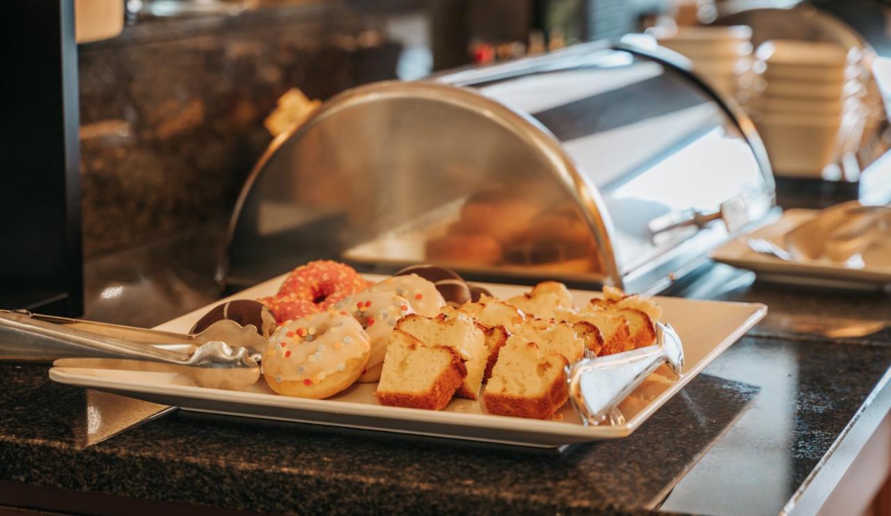 Hotel Riant-Sejour By Wp Hotels (Adults Only) Blankenberge Bagian luar foto