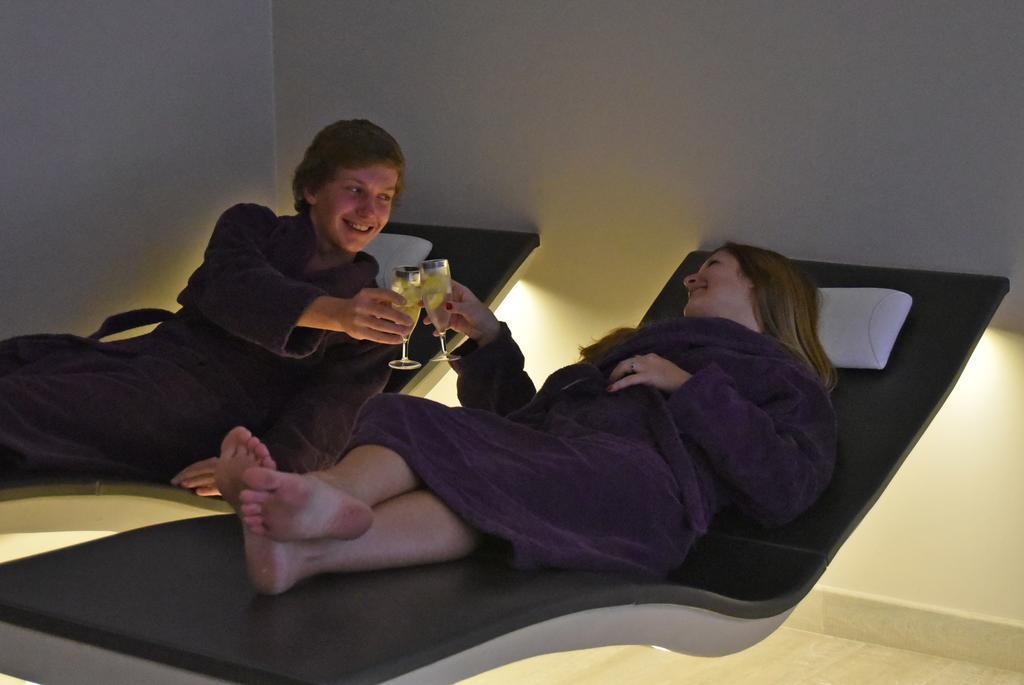 Hotel Riant-Sejour By Wp Hotels (Adults Only) Blankenberge Bagian luar foto