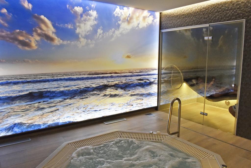 Hotel Riant-Sejour By Wp Hotels (Adults Only) Blankenberge Bagian luar foto