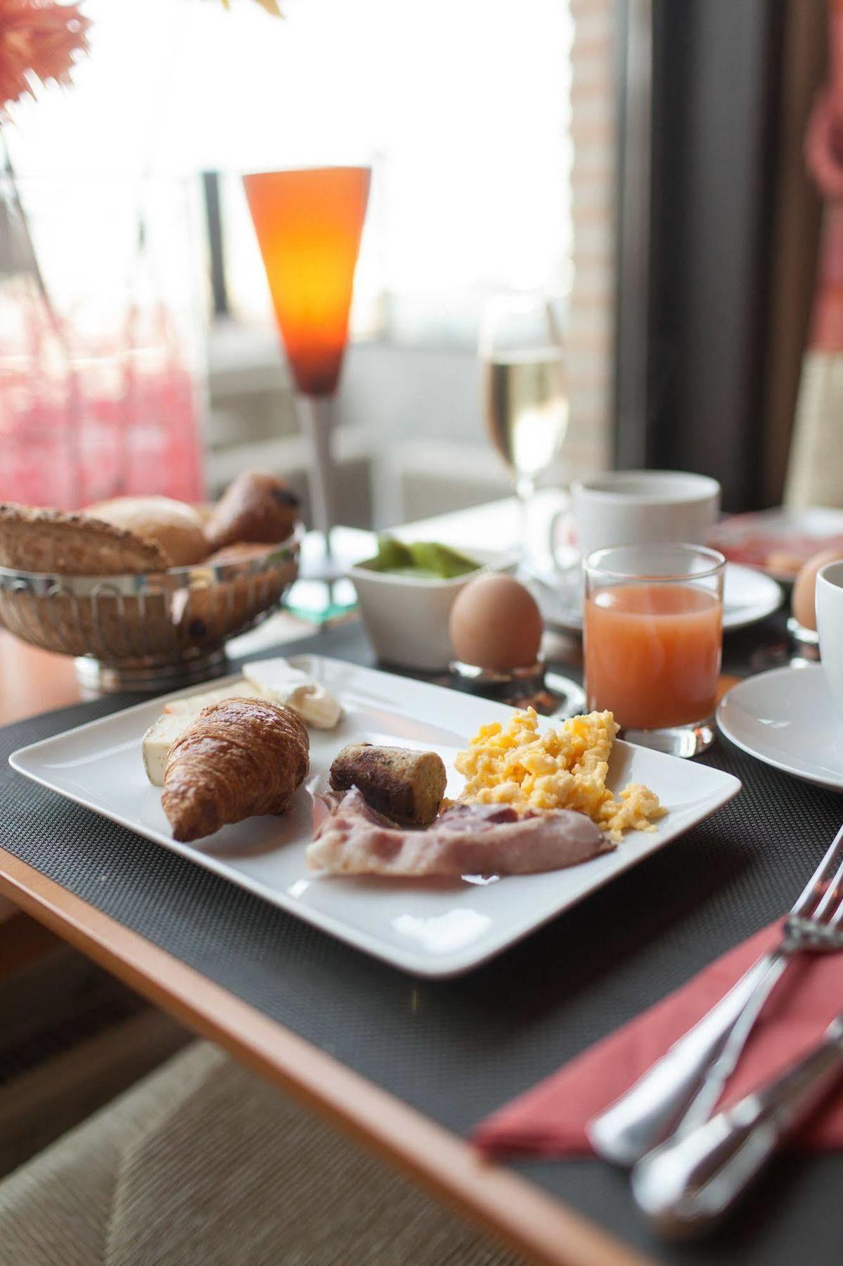Hotel Riant-Sejour By Wp Hotels (Adults Only) Blankenberge Bagian luar foto
